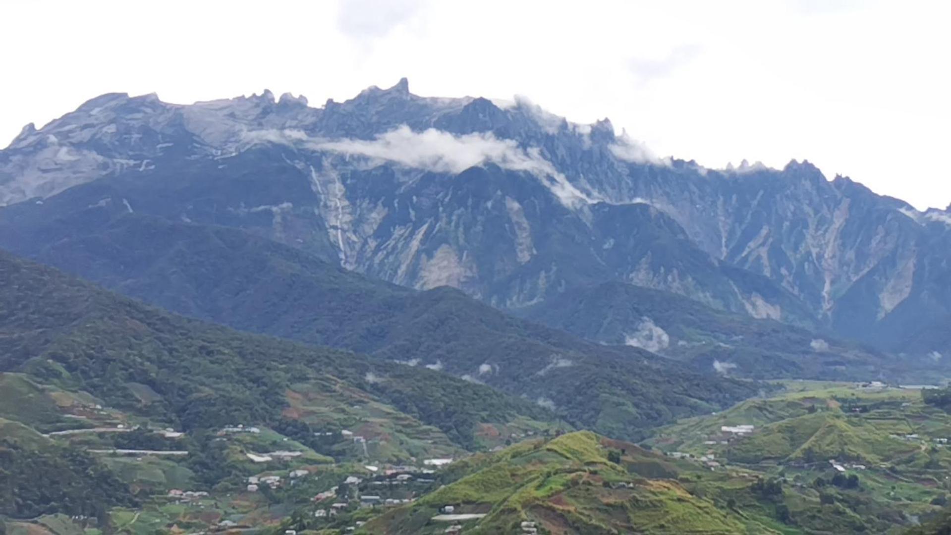 Highland Homestay Kundasang Ranau Exterior foto